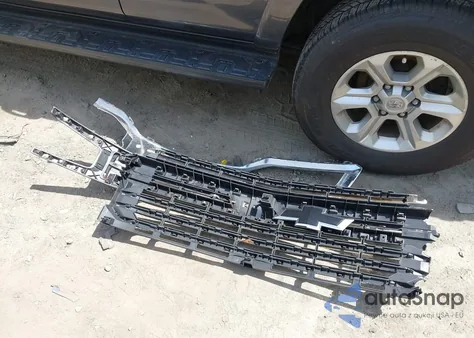 2019 Chevrolet Silverado from USA, damaged, VIN 1GCUYHED0KZ264399